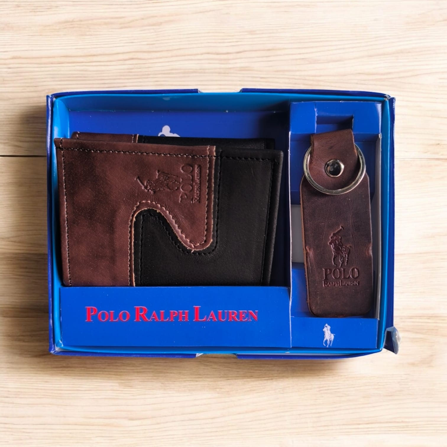 BILLETERA CON LLAVERO Y CAJA