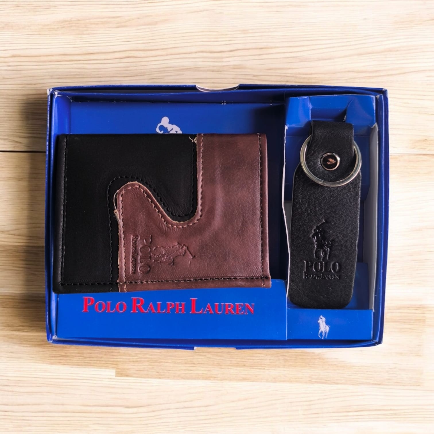 BILLETERA CON LLAVERO Y CAJA