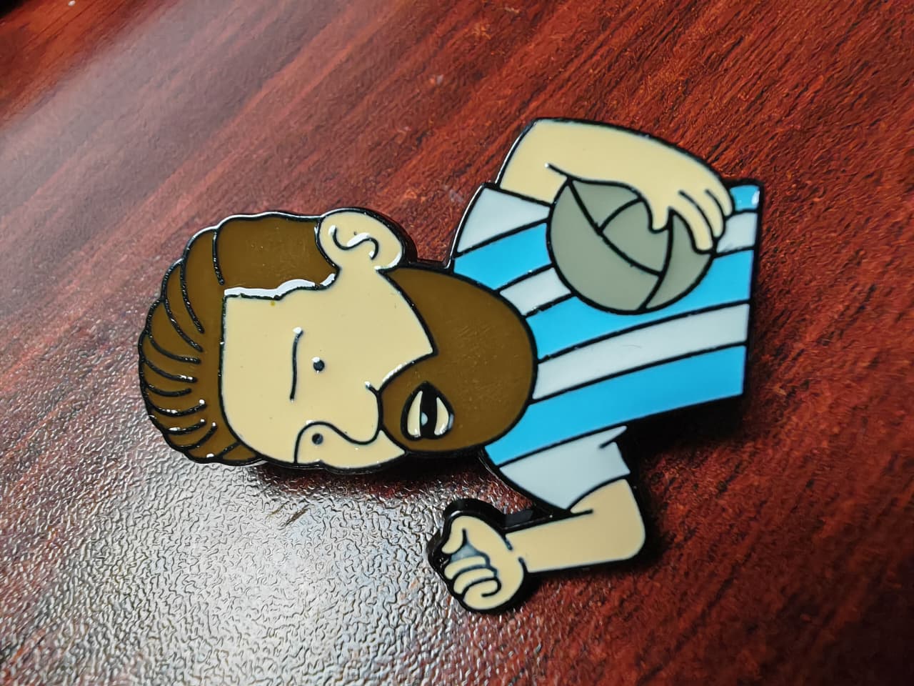 PIN METALICO PARA GORRA