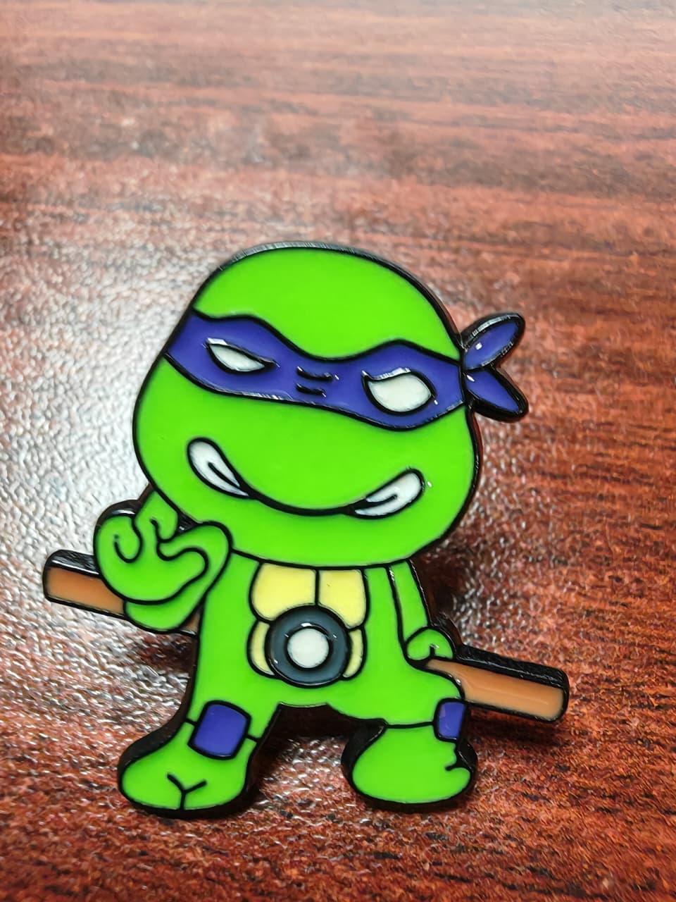 PIN METALICO PARA GORRA