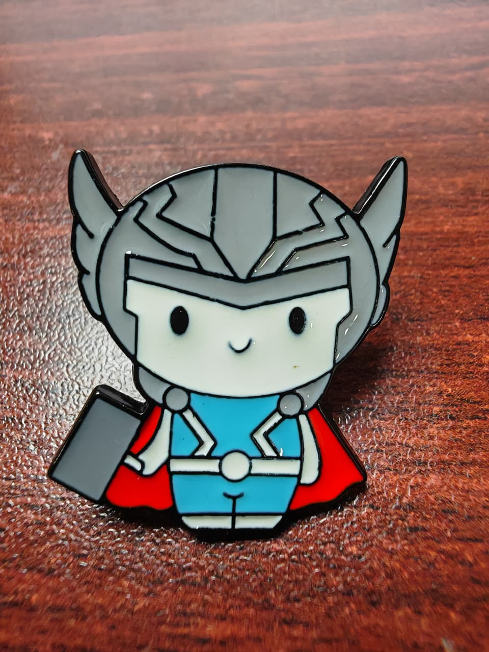 PIN METALICO PARA GORRA