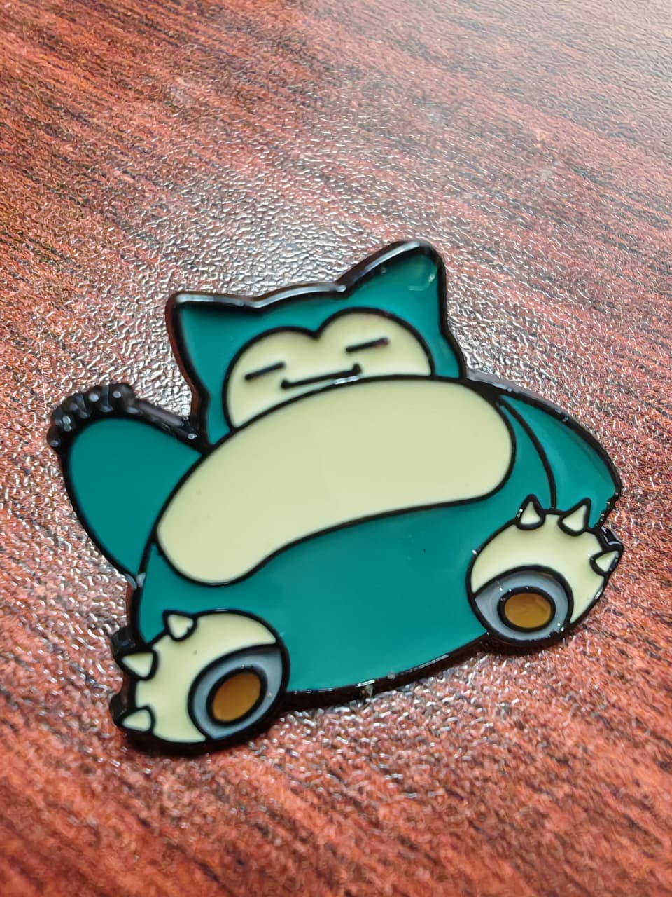 PIN METALICO PARA GORRA