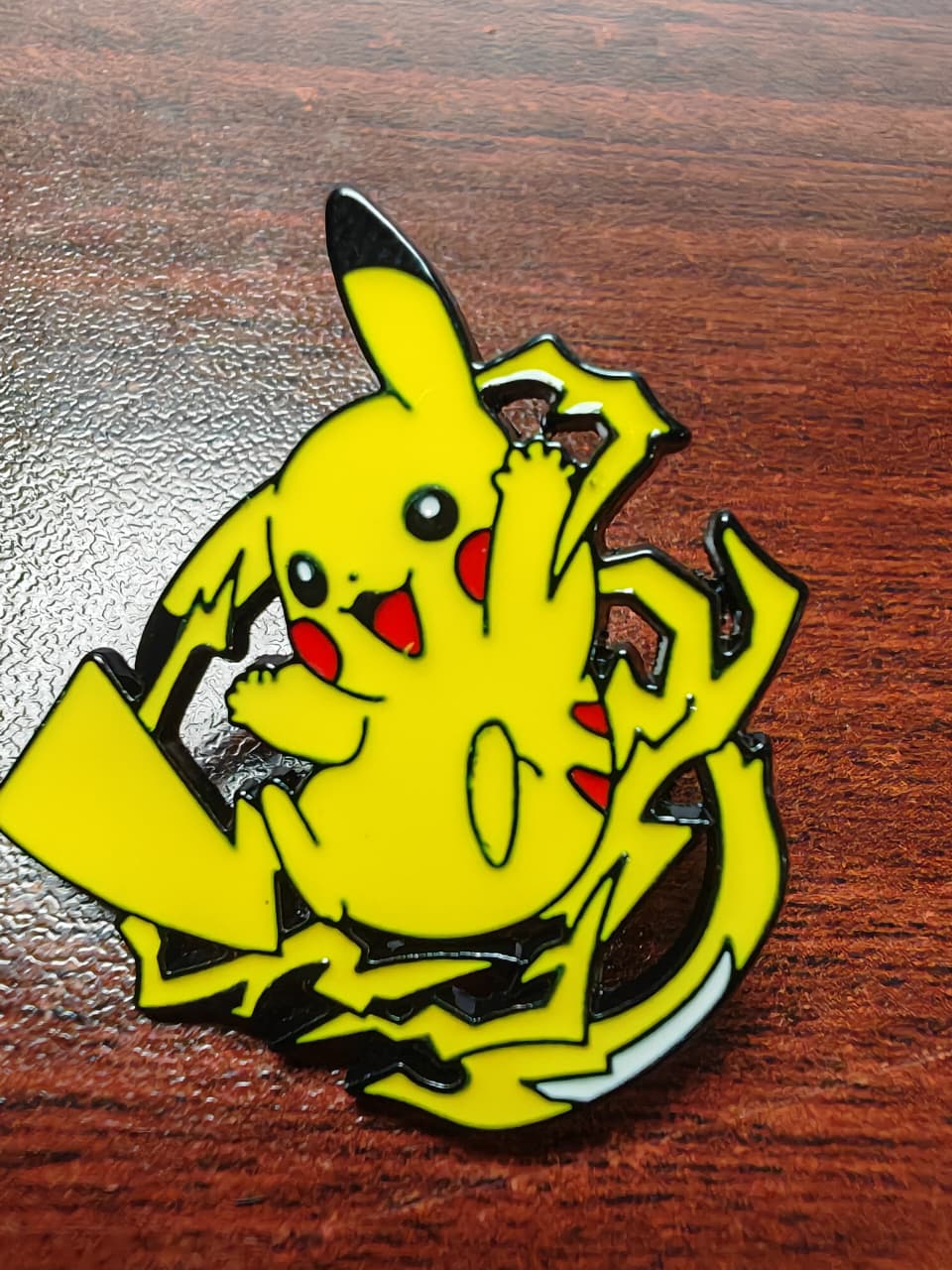 PIN METALICO PARA GORRA