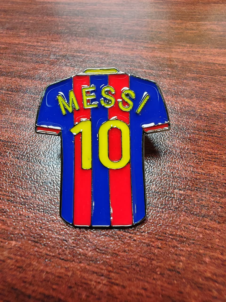 PIN METALICO PARA GORRA MESSI