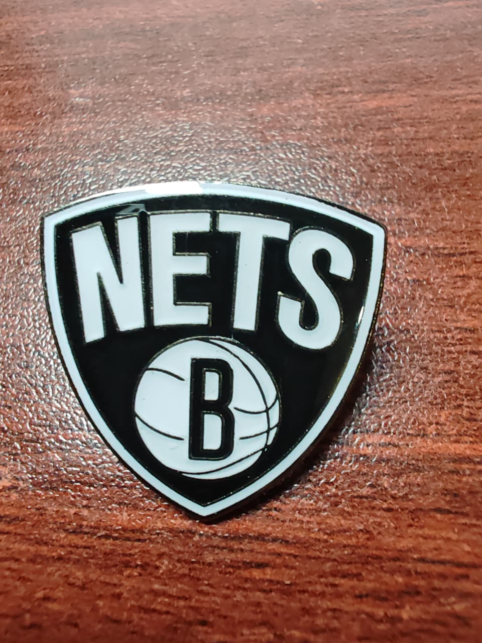 PIN METALICO PARA GORRA