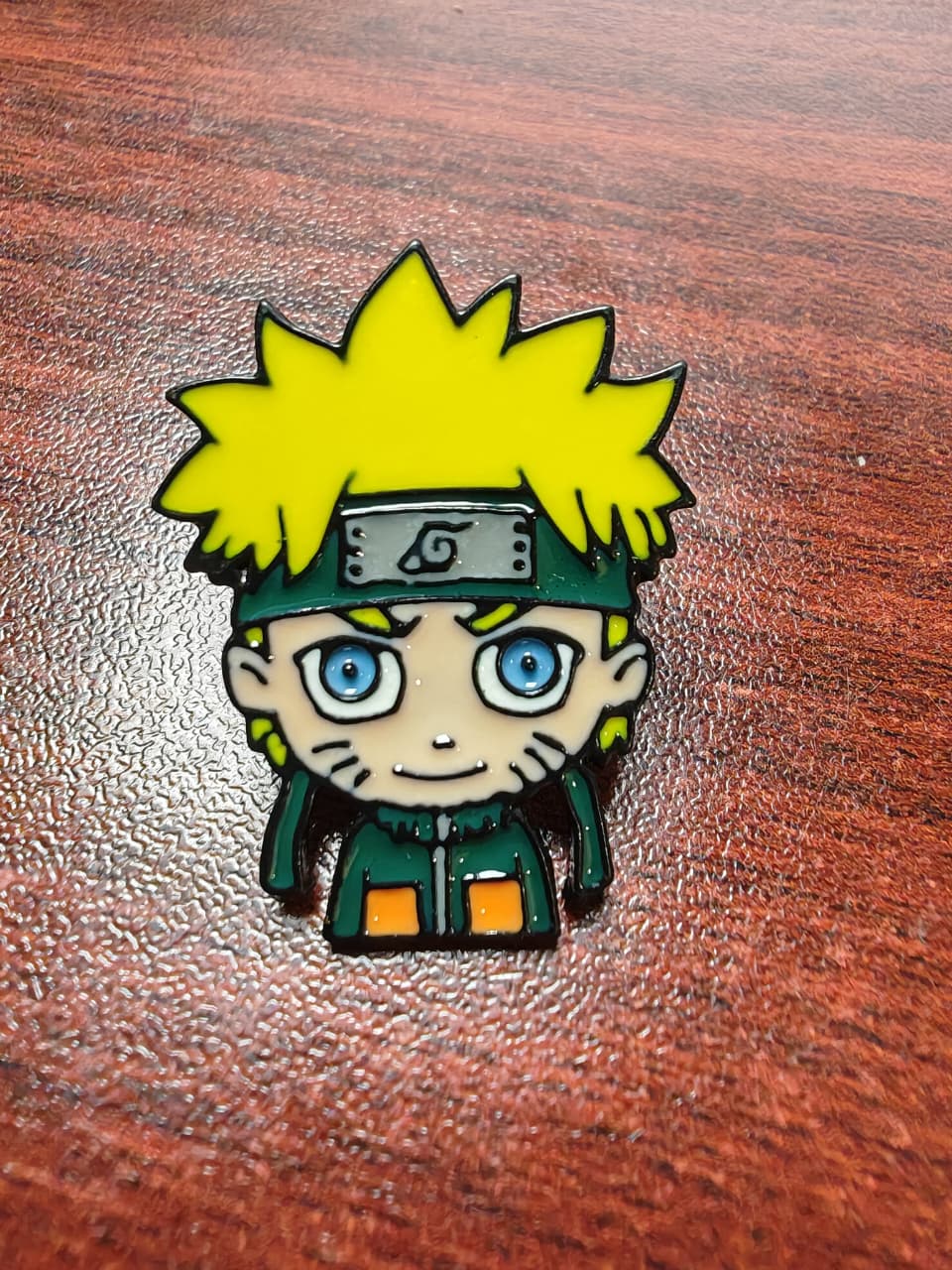 PIN METALICO PARA GORRA NARUTO