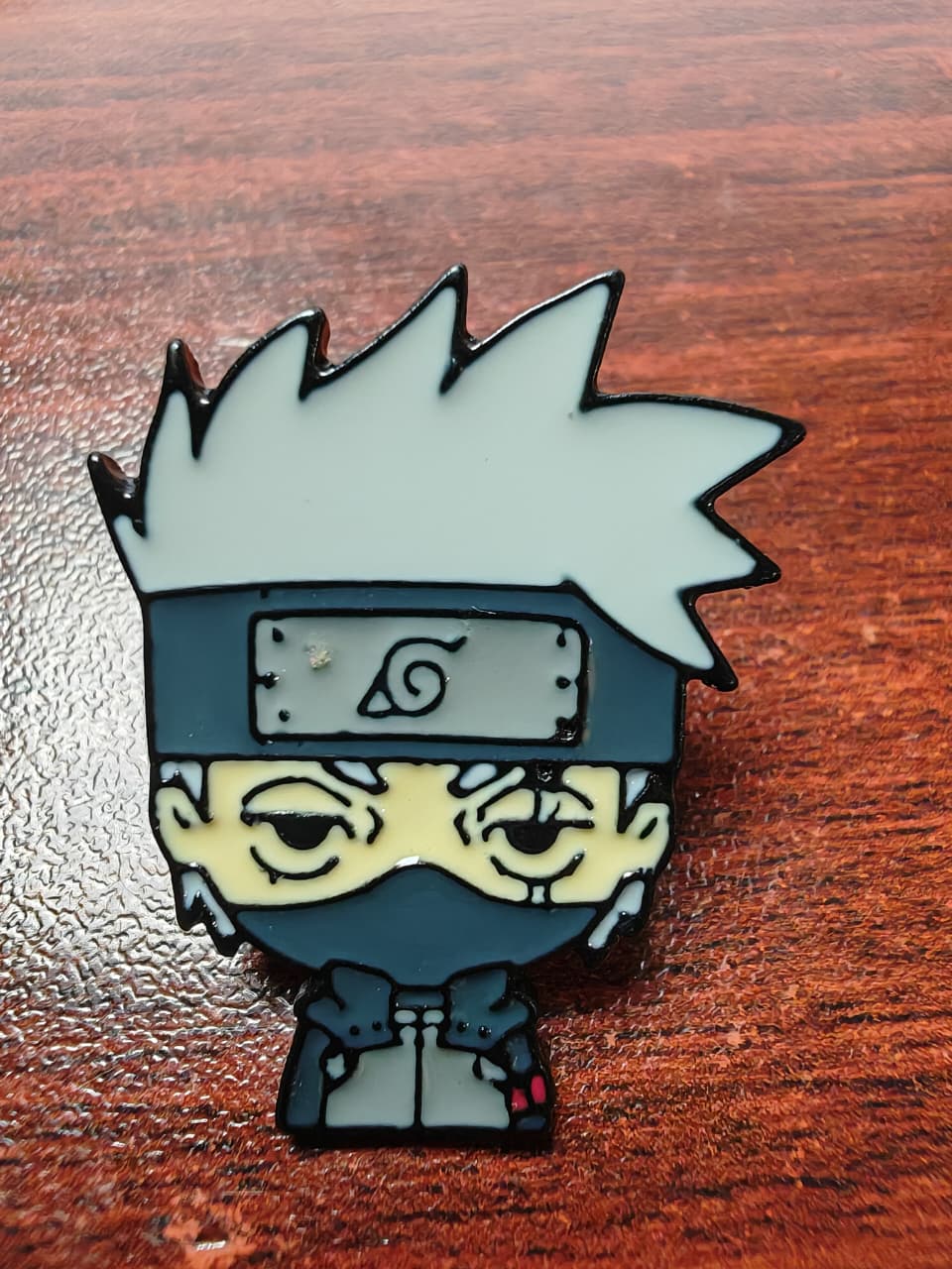 PIN METALICO PARA GORRA