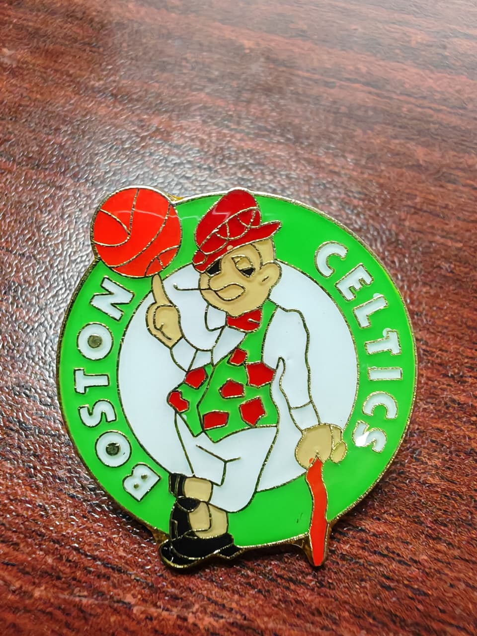 PIN METALICO PARA GORRA