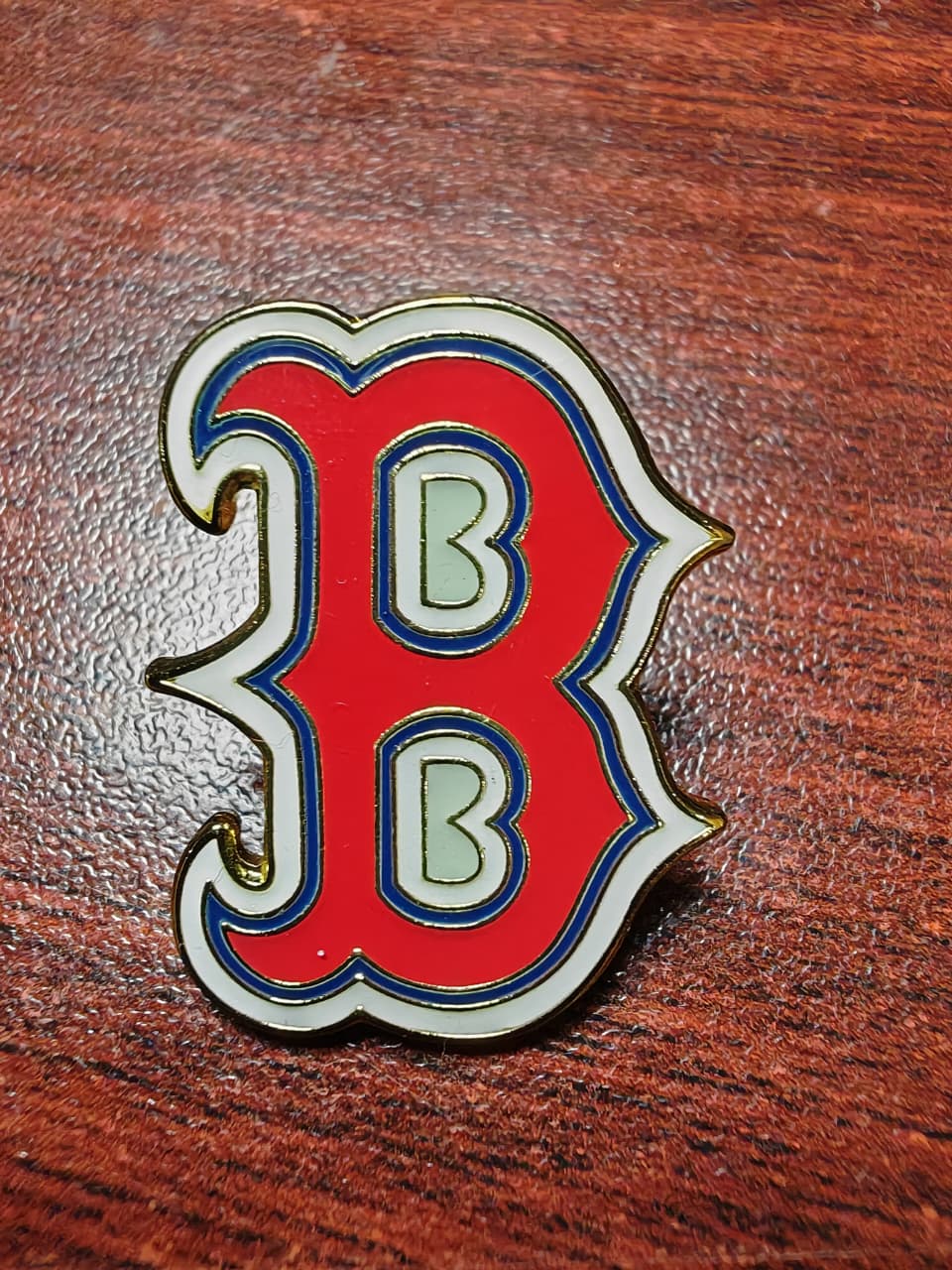 PIN METALICO PARA GORRA