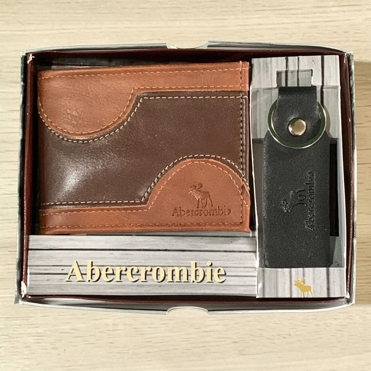 BILLETERA CON LLAVERO Y CAJA 