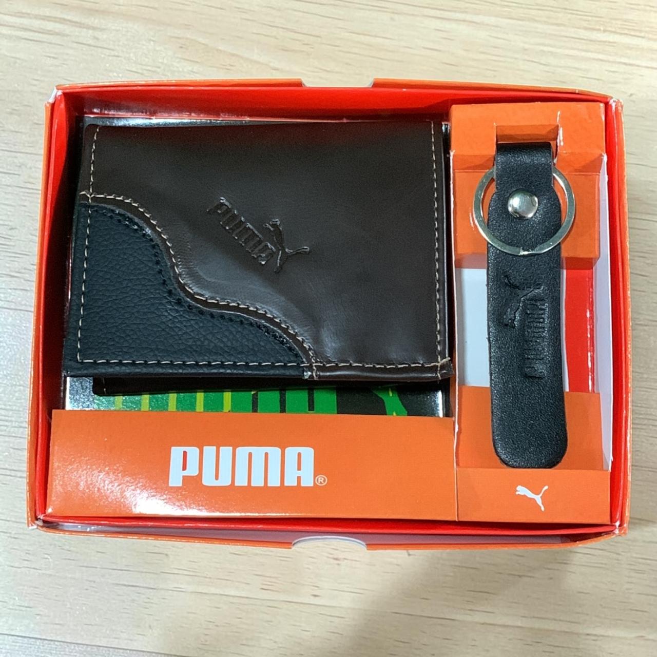BILLETERA CON LLAVERO Y CAJA 