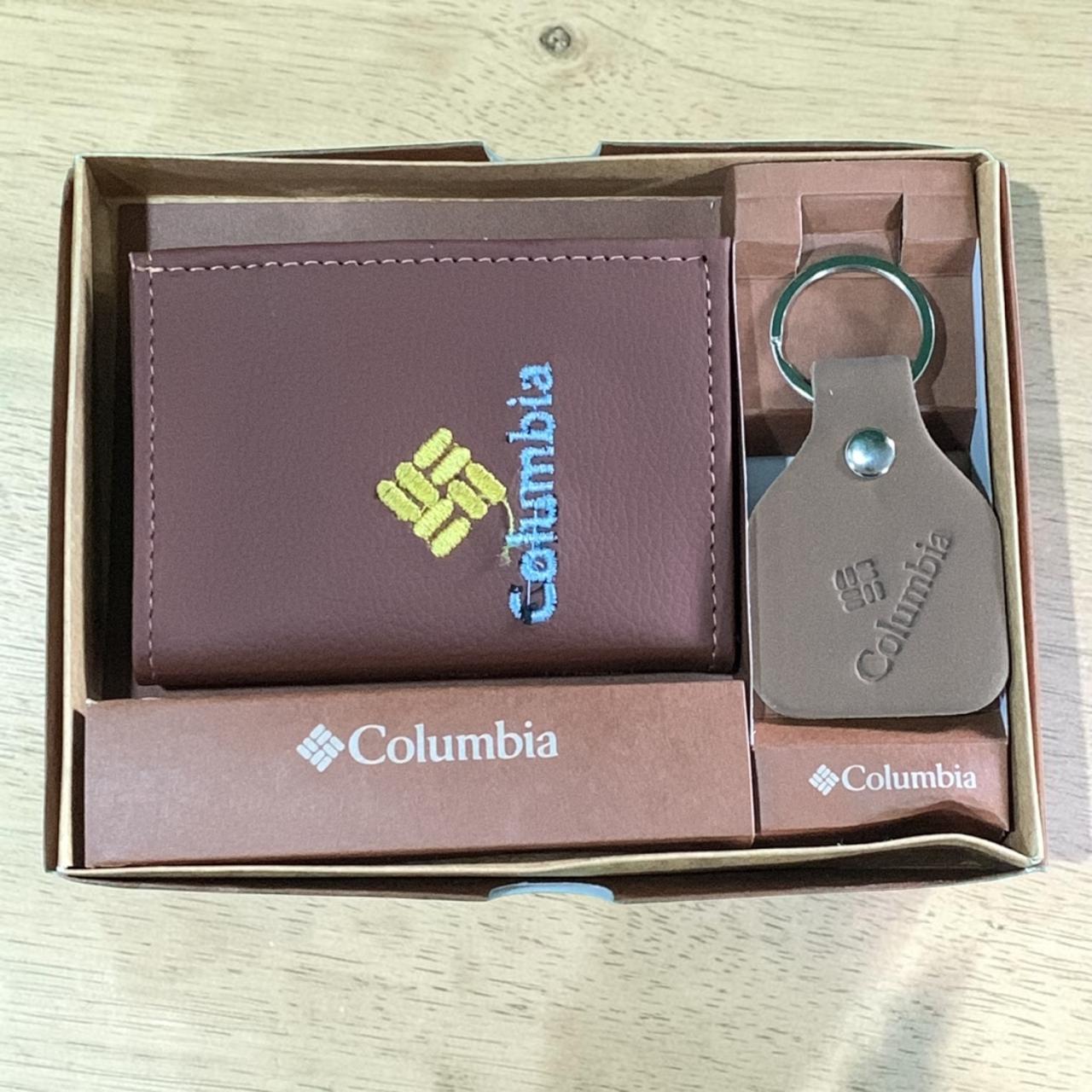 BILLETERA CON LLAVERO Y CAJA