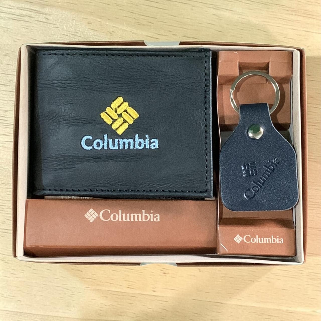 BILLETERA CON LLAVERO Y CAJA