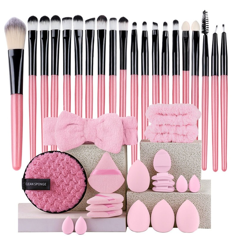 SET DE MAQUILLAJE 70 PCS